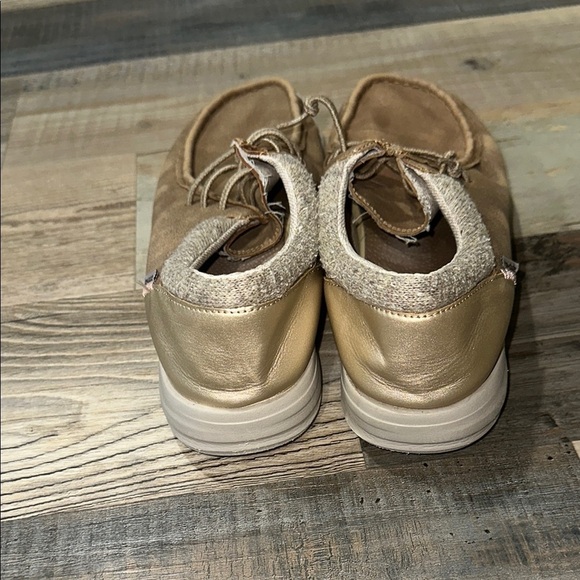 Hey dude women leather shoes - Picture 3 of 4